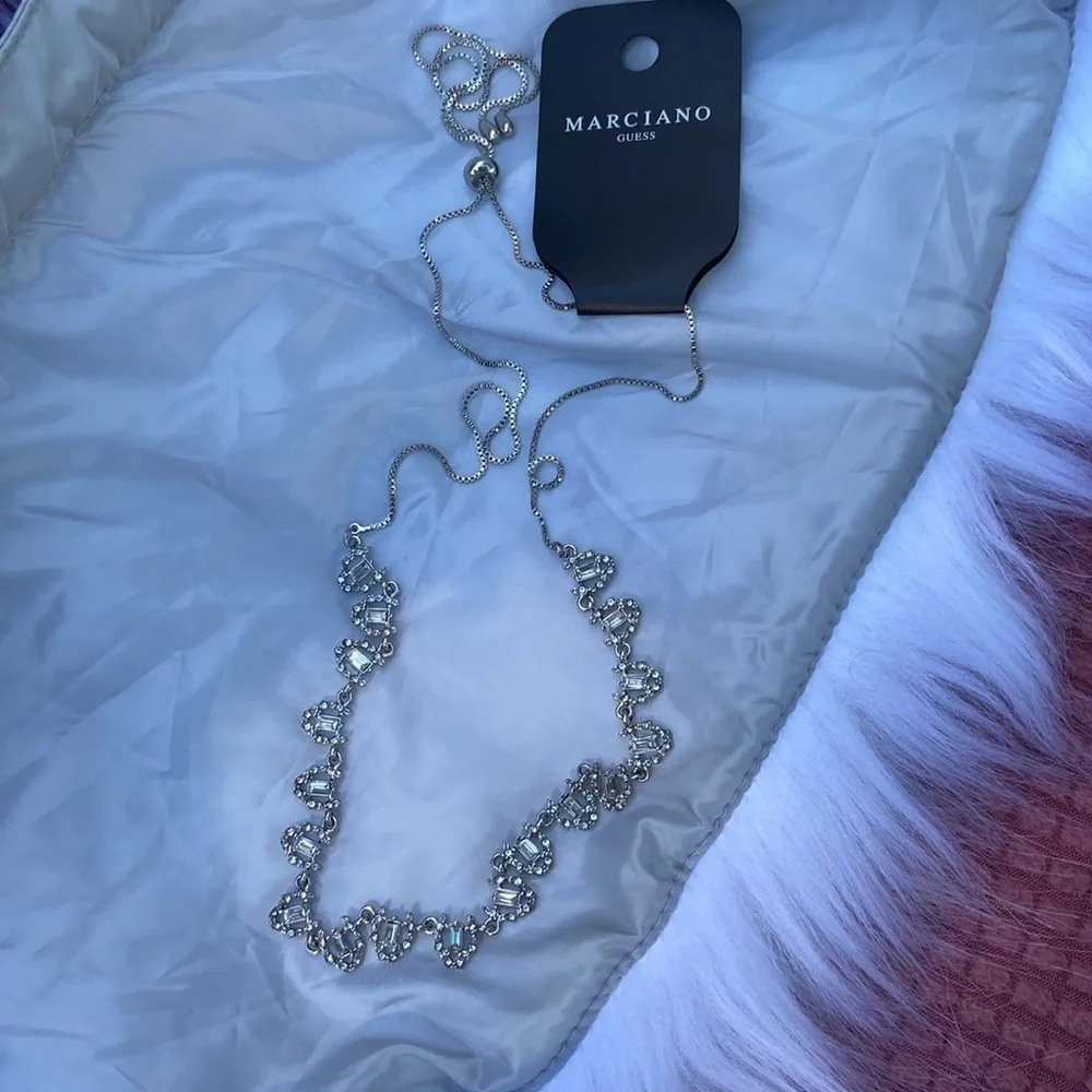 New GUESS BY MARCIANO Adjustable Rhinestone Necklace